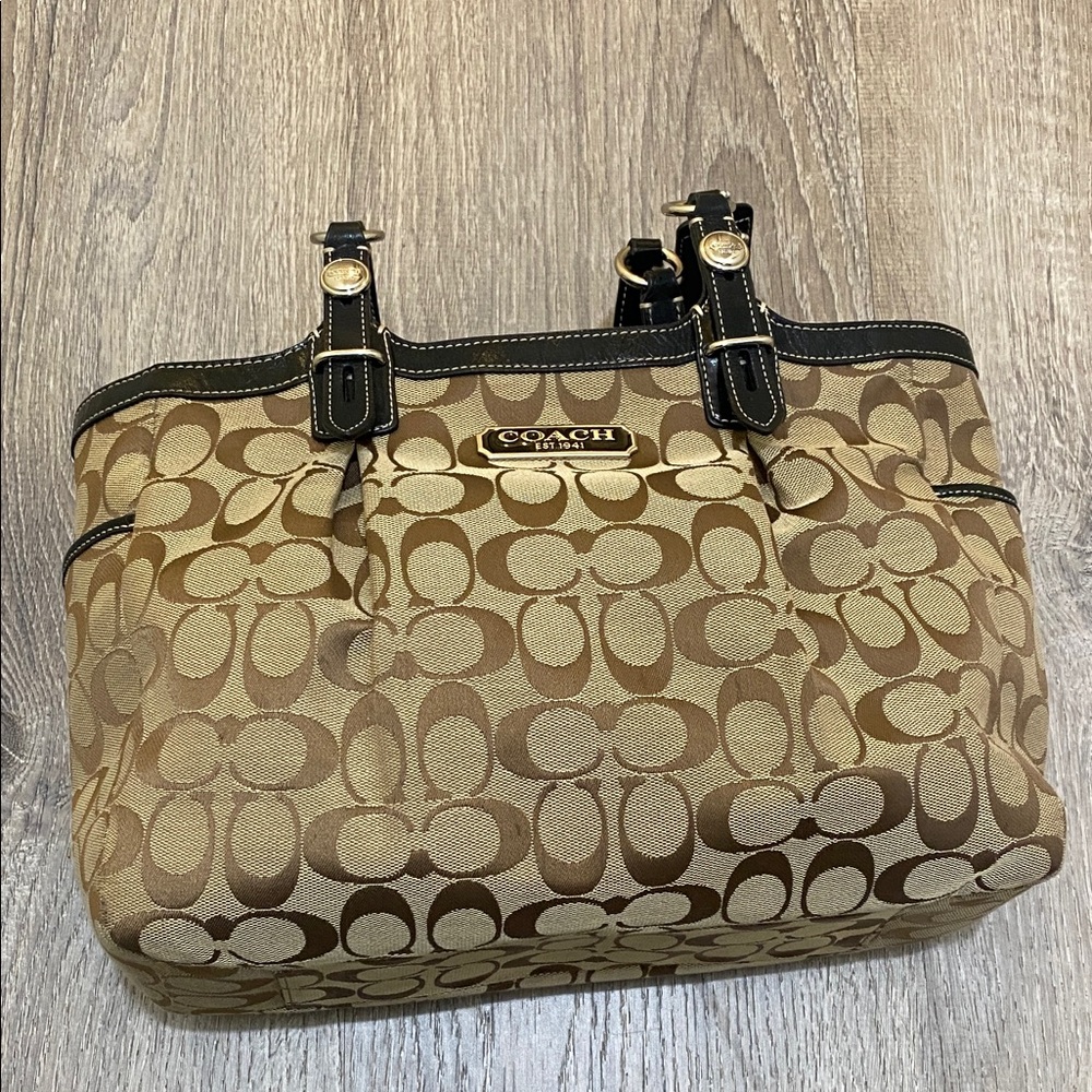 COACH • bag